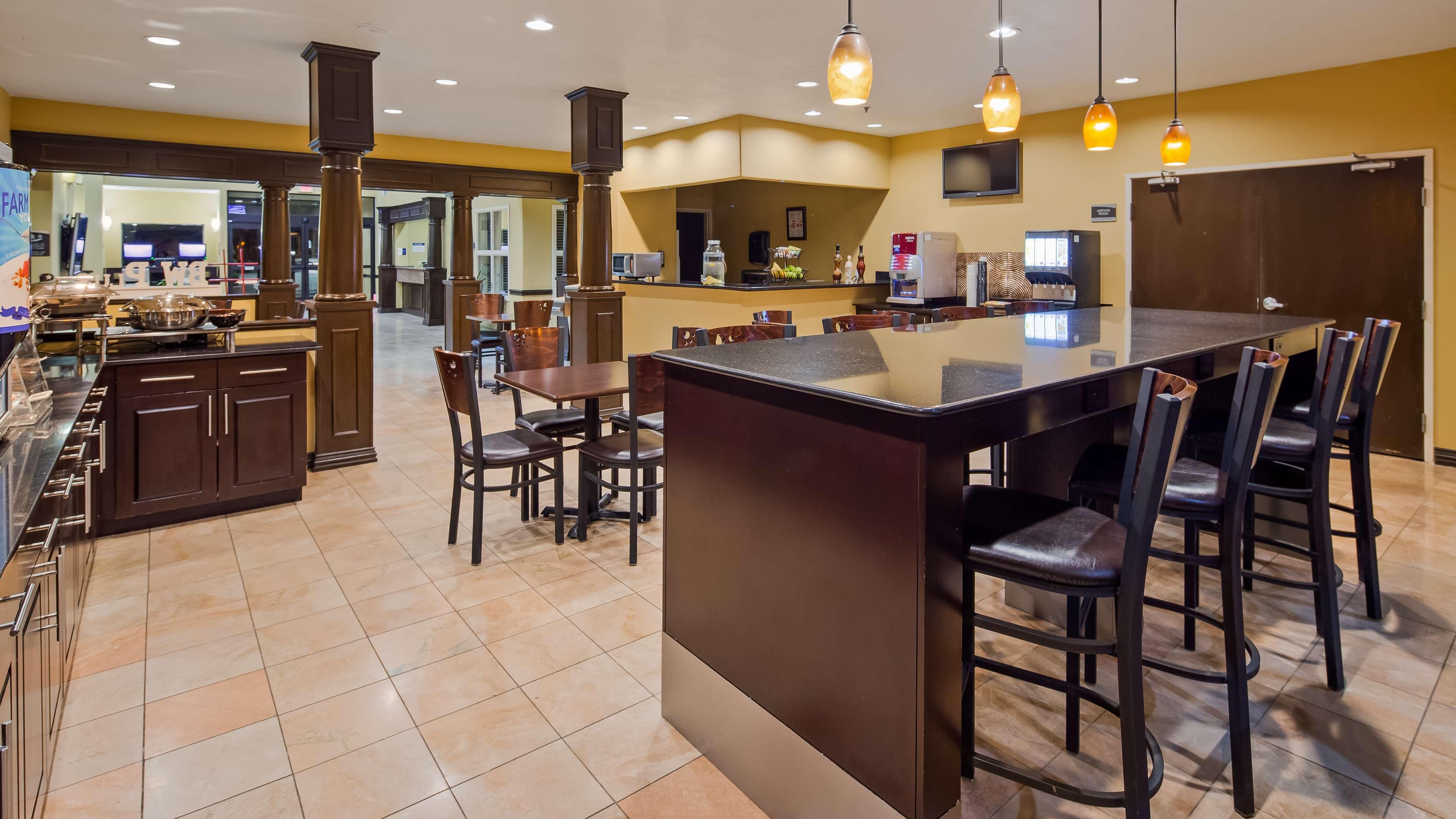 Best Western Plus Dfw Airport Suites Irving Exterior photo